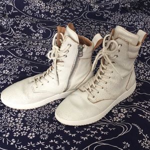 Mobs super high top white leather sneakers m9 w11